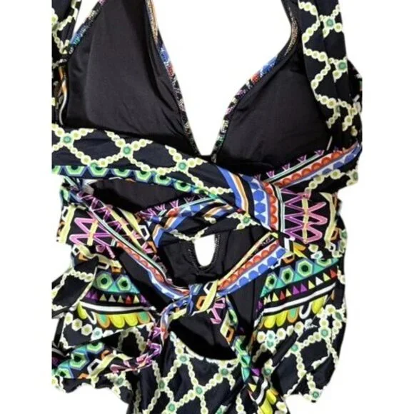 Trina Turk Geometric Print One-Piece Swimsuit W/ Cutout Size 6 Resort Beach - Picture 8 of 11